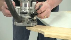 Makita RT0700C Router Trimmer with Alan Holtham