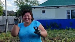 Копаем картошку с танцами Дела житейские в деревне