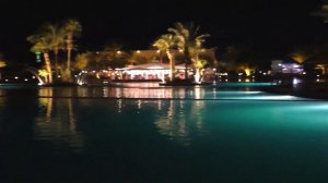 Отель Desert Rose Resort | Вечерний отель