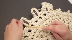 Часть 3 ВЯЗАНЫЙ КОВЕР 13-18 ряд МК мастер класс Crochet rug_[360p].mp4