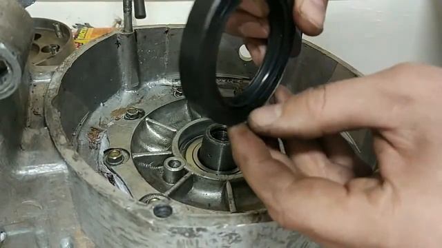 Установка маховика на двигатель мотоцикла Урал. смотреть онлайн