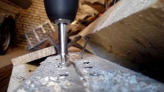 Вкручивание самореза 6х120