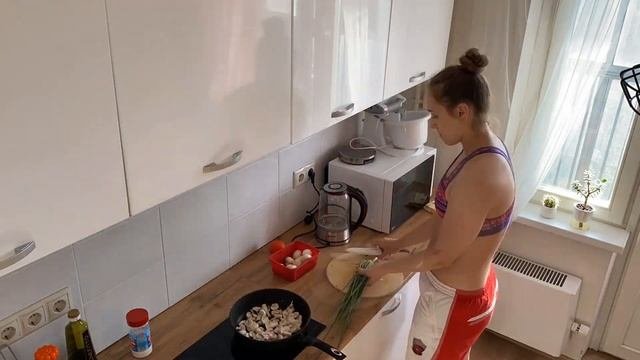 ЗАЧЕМ СЧИТАТЬ КАЛОРИИ? И нужно ли их вообще считать. Дефицит и профицит калорийности.
