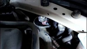 Chevrolet Epica Шевроле Эпика 2011 года Замена лампочек габаритов в фаре на светодиод