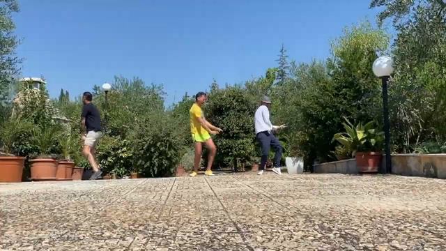 sudore si appiccica!