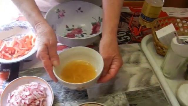 Салаты, рецепты салатов на все случаи жизни. Видео рецепты от Борисовны.