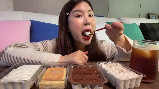 Eng) 치팅데이! 디저트 먹방 브이로그🍩 '설탕없는 과자공장' 구독자 이벤트 & 신메뉴 리뷰 Dessert Mukbang VLOG