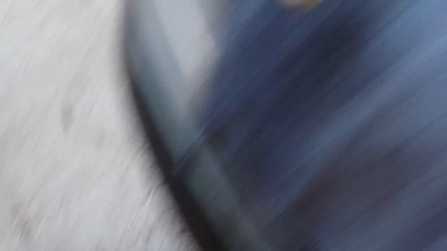 Рено Дастер 1.6 меняем масло Elf 5/30 смотреть онлайн