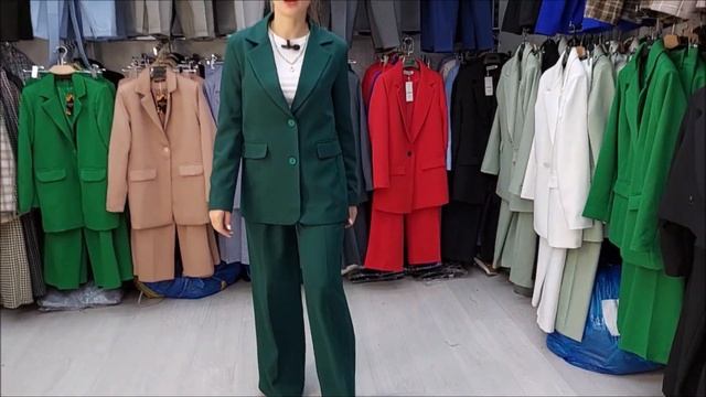 КЛАССИЧЕСКИЕ КОСТЮМЫ САМЫЙ ОГРОМНЫЙ ВЫБОР СПЕШИТЕ КУПИТЬ МОСКВА смотреть онлайн