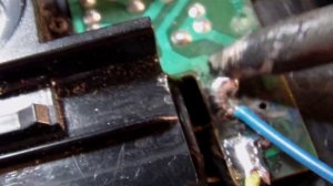 ЭЛЕКТРОШОКЕР из ФОТОАППАРАТА своими руками