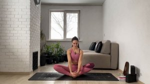 Комплекс асан на раскрытие тазобедренных суставов