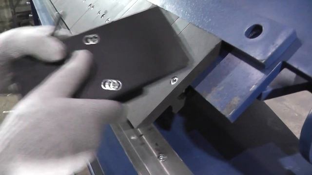 Обзор и настройка цехового листогиба 2000/2 мм смотреть онлайн