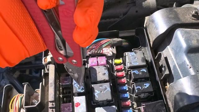 2011 Kia Sorento Horn Fuse, Horn Relay & Testing смотреть онлайн