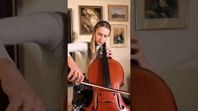 Bach Prelude for solo violin - Margarita Balanas, cello