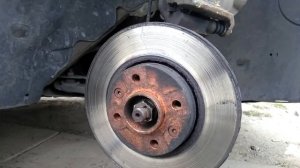 Замена передних тормозных дисков RENAULT MEGANE II.(Бьет руль при торможении.)