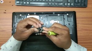 How to install SSD in Lenovo G50-70 | Hard Drive replacement