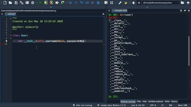 Intro to Object Oriented Programming, Creating Classes  in Python for Beginners || Part 1