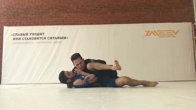 Антон Сазонов. Треугольник из сайд контроля