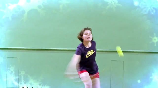 Прикольный Теннис в клубе Галерея смотреть онлайн