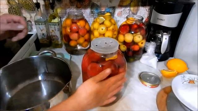 Яблочный? компот с лимоном? на зиму