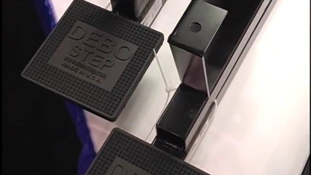 DEBOStep pickup tailgate step смотреть онлайн