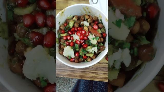 kala chana chaat