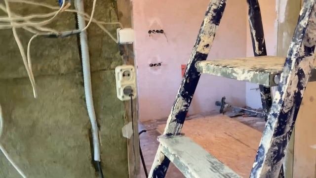 Проводка./ Монтаж проводки своими руками в коридоре часть 2