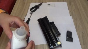 Toner Xerox B230 B225 B235 - How to refill toner cartridge.