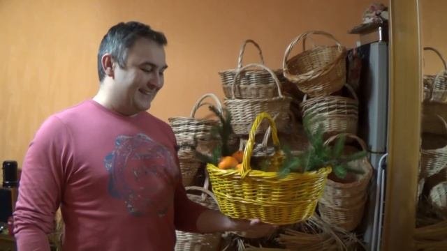 Лозоплетение в квартире.  Часть 4.  Продажа корзин.