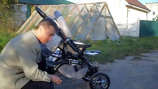 Детская коляска трансформер: что в ней должно быть?