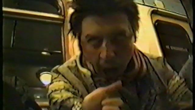 Андрей Панов СВИН в метро1995год