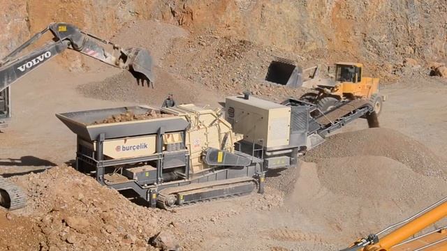 Мобильная щековая дробилка Burcelik для работы в карьере