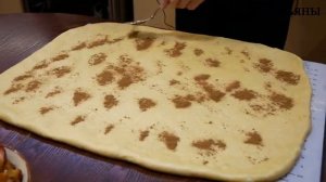 Булочки с Яблоками и Корицей / ВКУСНЕЙШИЕ СИННАБОНЫ С НЕЖНЕЙШИМ КРЕМОМ / Тающие БУЛОЧКИ с корицей