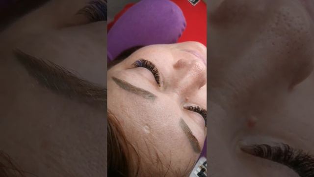 3,4 объём, кукольный эффект с синими ? ресничками в уголках. смотреть онлайн