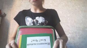 Как сделать подставку для книги за несколько минут