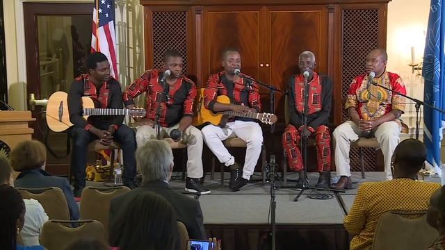 Malawi Music with Giddes Chalamanda смотреть онлайн