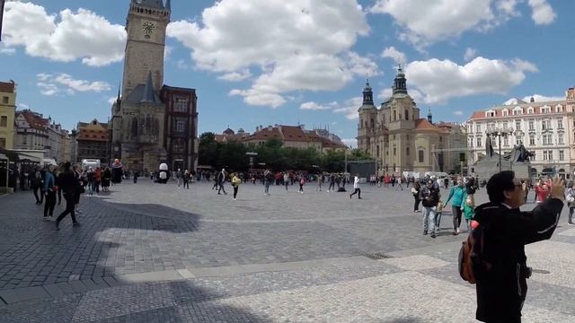 Мотопутешествие по Европе. Часть 3: Варшава-Прага смотреть онлайн