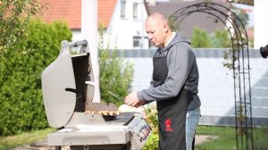 ЖАРЕНАЯ КАРТОШКА ПО НЕМЕЦКИ! / в газовом гриле  / WEBER Genesis II