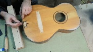 Ремонт шиховской семиструнной гитары, реставрация