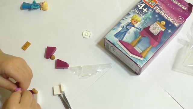 Конструктор "Принцесса Эльза и Золушка" смотреть онлайн