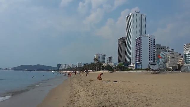 Нячанг  море и пляж май месяц