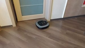Робот-пылесос LG
