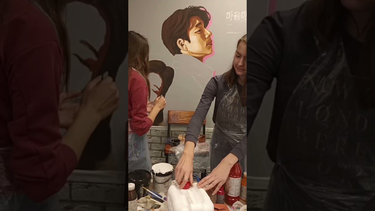 Vivie в нашем любимом корейском кафе Korean Chick в Москве смотреть онлайн