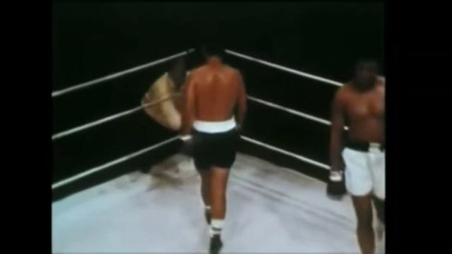 БОЙ МУХАММЕД АЛИ ПРОТИВ РОКИ МАРЧИАНО смотреть онлайн