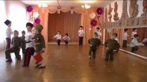 танец "Казаки в Берлине"