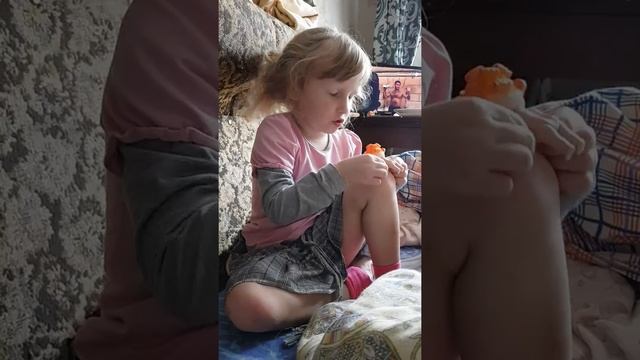Как раньше гладили белье