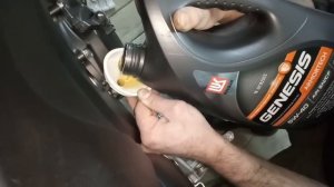 автомобильное масло лукойл в спортивный мотоцикл honda cbr600rr