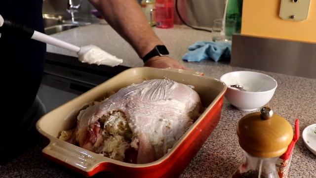 Roasted Duck with Sauerkraut Утка запеченная с кислой капустой смотреть онлайн