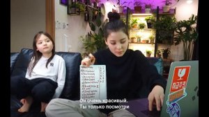 Корейские девочки оценивают русских  популярных парней по внешности / Красавчик на корейский вкус?