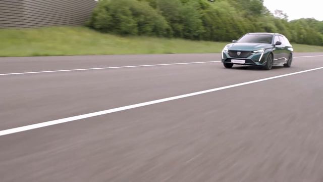 FIRST LOOK 2022 NEW Peugeot 308 SW GT interior driving and more..